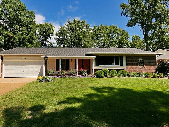 2nd image of 1532 Sherwood Forest Dr