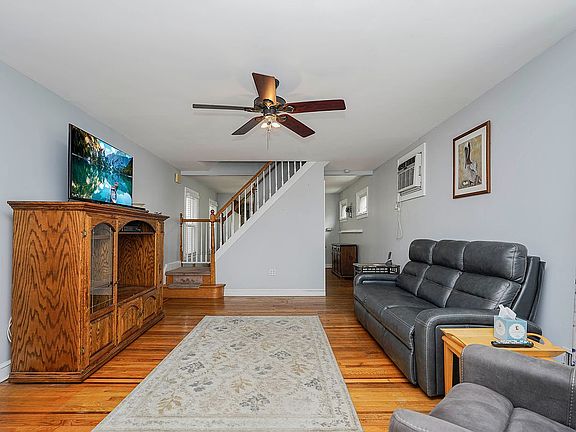 3rd image of 1873 E 34th St #1
