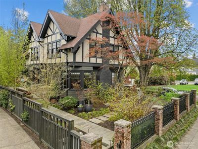 1157 Federal Avenue E, Seattle, WA, 98102