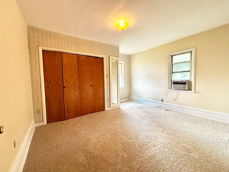 512 Sewickley Ave — Photo 16