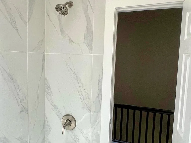 Bathroom Full