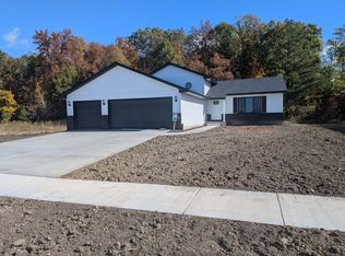 12701 Carey St, Cedar Lake, IN 46303