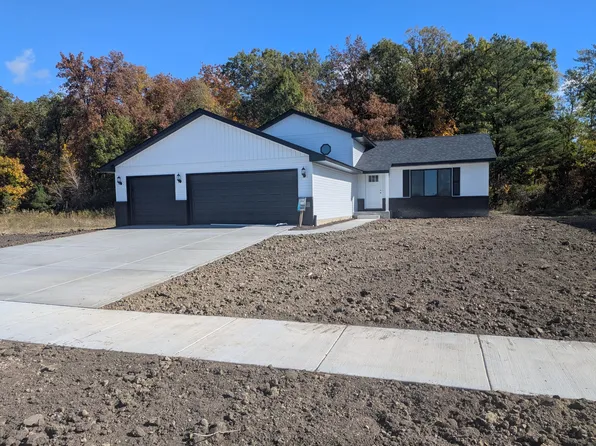 12701 Carey St, Cedar Lake, IN 46303
