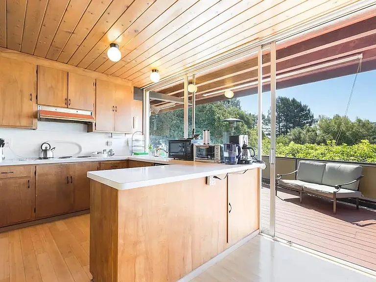 779 Balra Dr — Photo 7