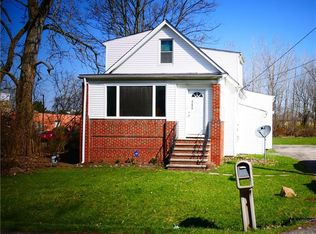 23872 Lincolnville Ave, Bedford, OH 44146
