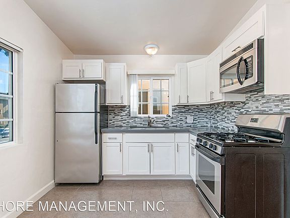 5th image of 3880 Haines St