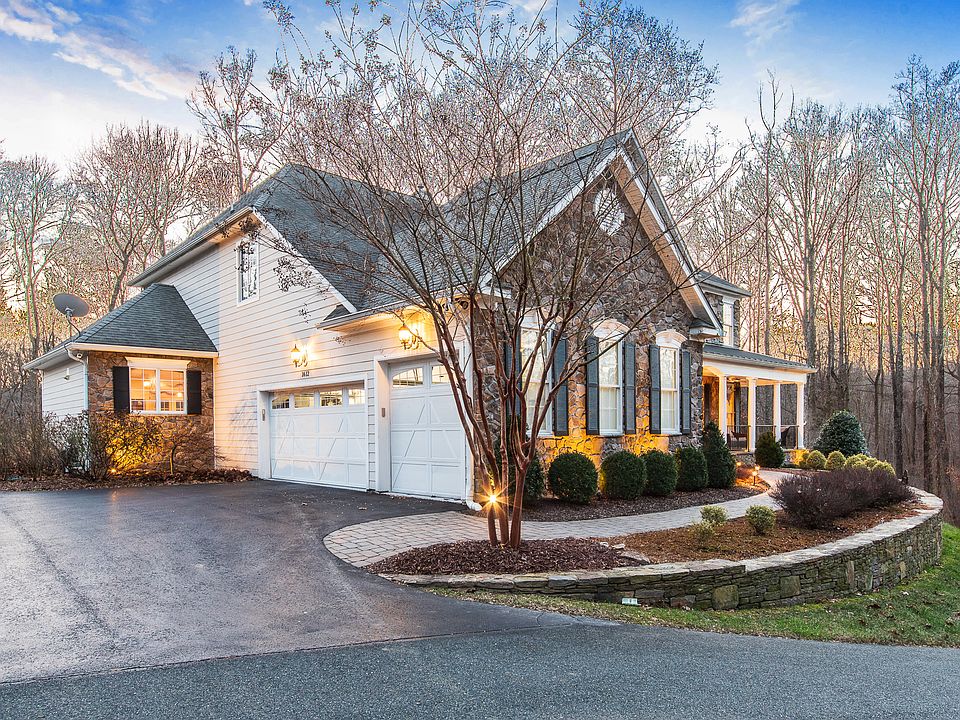2nd image of 1612 Rushing Stream Ct