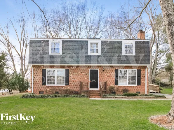 1923 Greenstone Pl, High Point, NC 27265