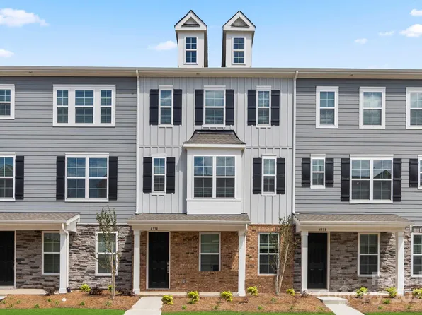 4322 Reed Creek Dr, Sherrills Ford, NC 28673