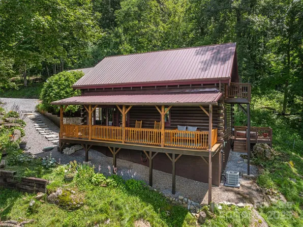3424 Wesley Creek Rd, Clyde, NC 28721