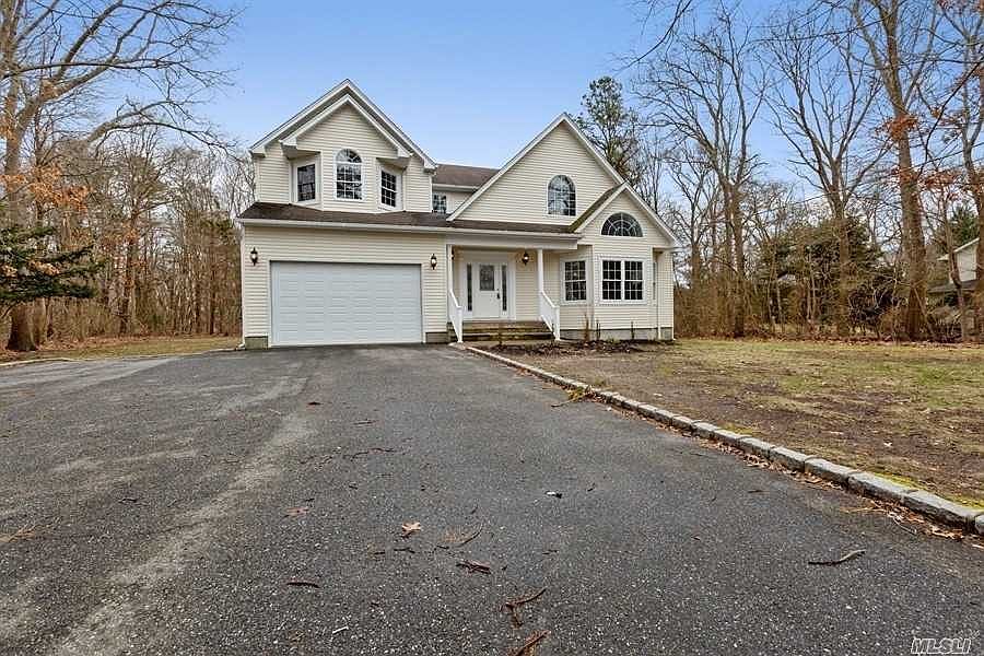 1st image of 29 Roseland Ln