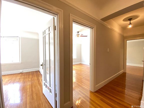 4th image of 2590 Sacramento St APT 102