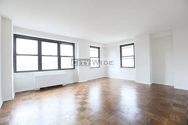 Rented by City Wide Apartments | media 7