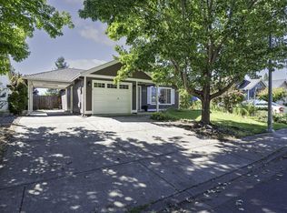 1923 Prune St, Medford, OR 97501