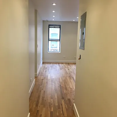 Rented by Mann Maurice A | media 21