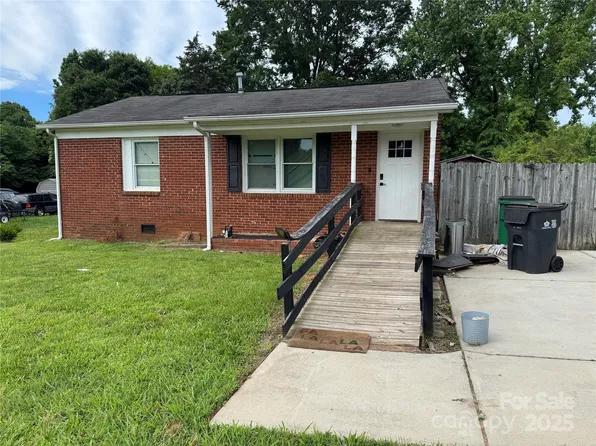 9401 Old Moores Chapel Rd, Charlotte, NC 28214