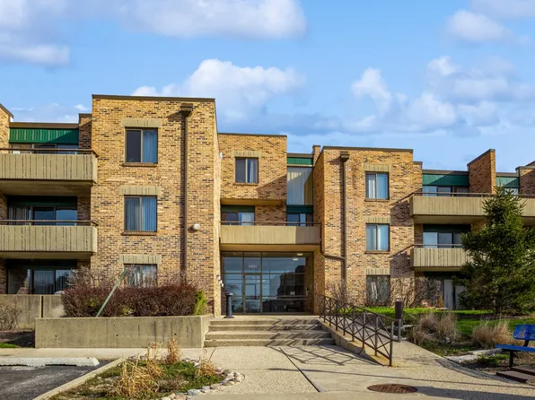 1931 Prairie Sq APT 229, Schaumburg, IL 60173