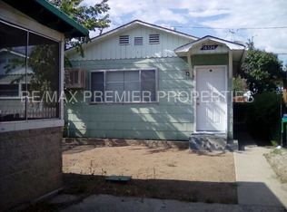 1652 F St, Sparks, NV 89431