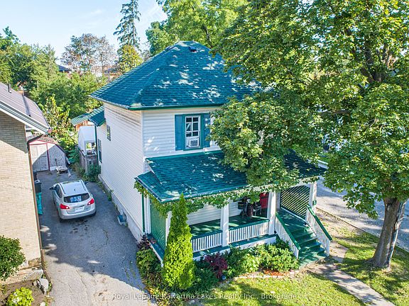 3rd image of 18 Melbourne St W