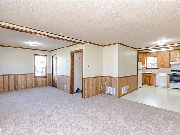 5th image of 4024 Mallard Dr