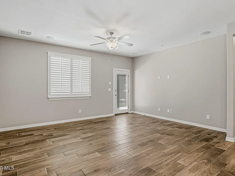 14828 Tierra Coruna Ave — Photo 15