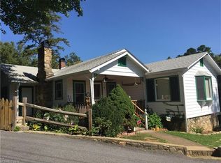 434 Oxford Rd, Lake Junaluska, NC 28745