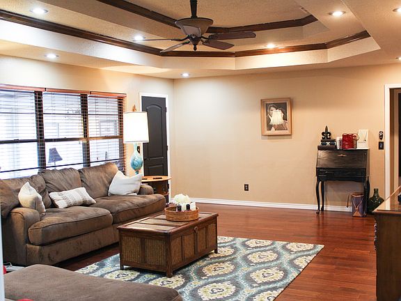 Livingroom view 1