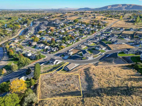 3820 Bing St, West Richland, WA 99353