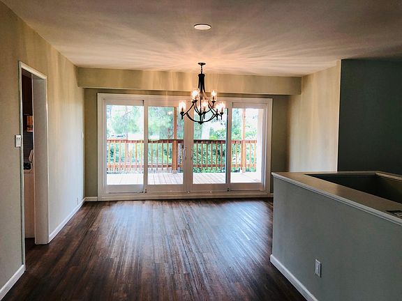 4th image of 960 Alta Pine Dr