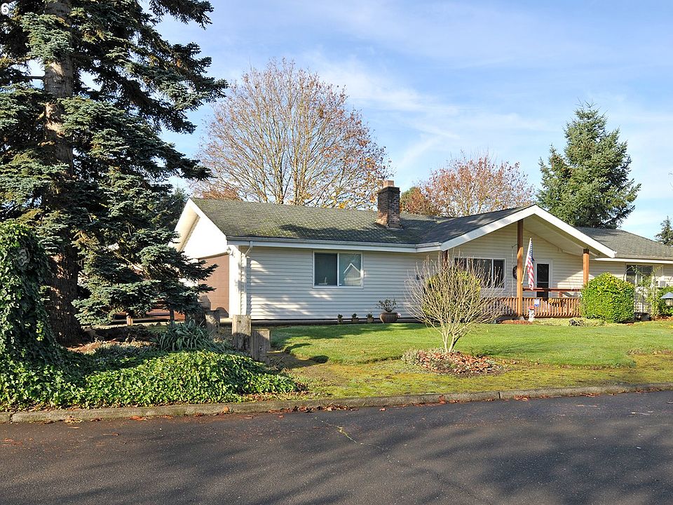 1st image of 4216 NE 106th Ave