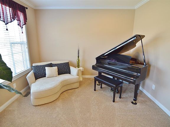 2nd image of 10833 Seabiscuit Ct