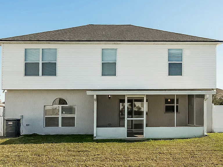 8730 Lancashire Dr — Photo 16