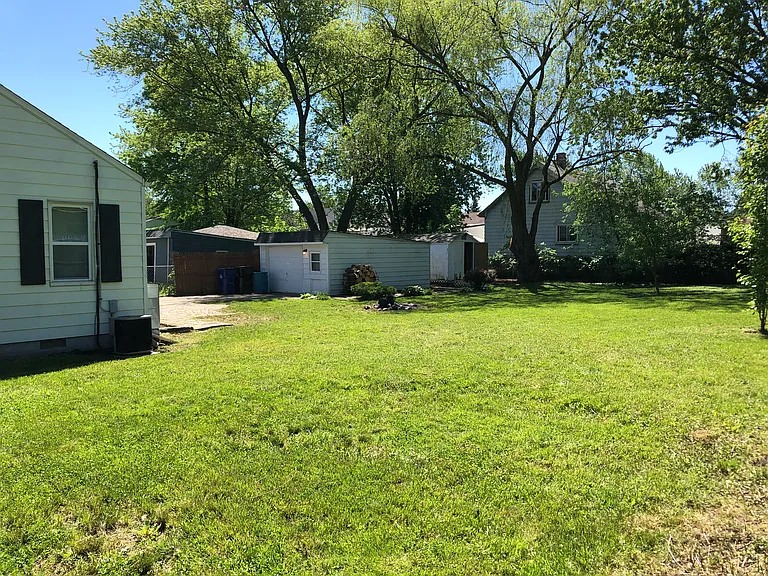 13603 Kirton Ave — Photo 32