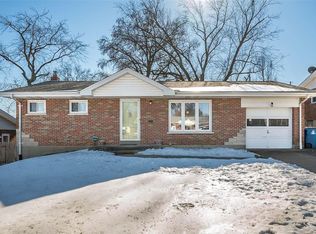 9532 Sontag Ln, Saint Louis, MO