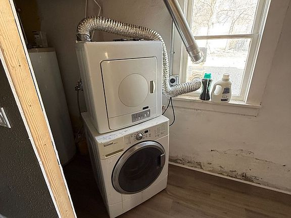 4th image of 825 N Broadway Ave #2