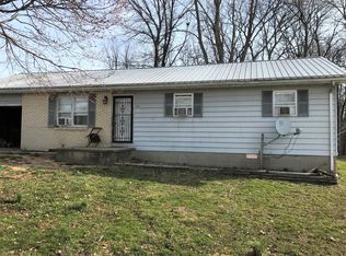 111 S Elm St, Mount Carmel, IL 62863