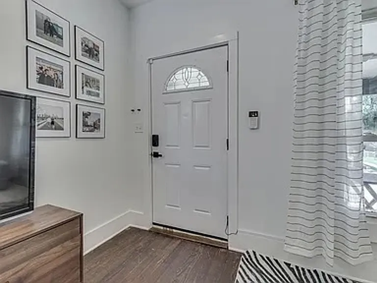 818 Parkway Ave — Photo 4