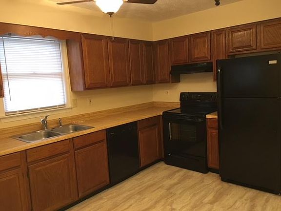 3rd image of 5740 Edinboro Ave