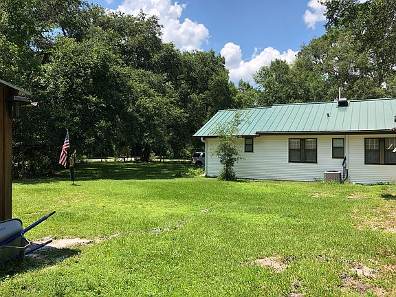 5th image of 1921 Summerhaven Dr