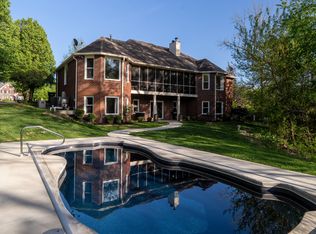 450 Jones Pl, Martinsville, IN 46151
