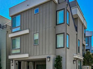 1643 Bridgewater Way, Costa Mesa, CA 92627