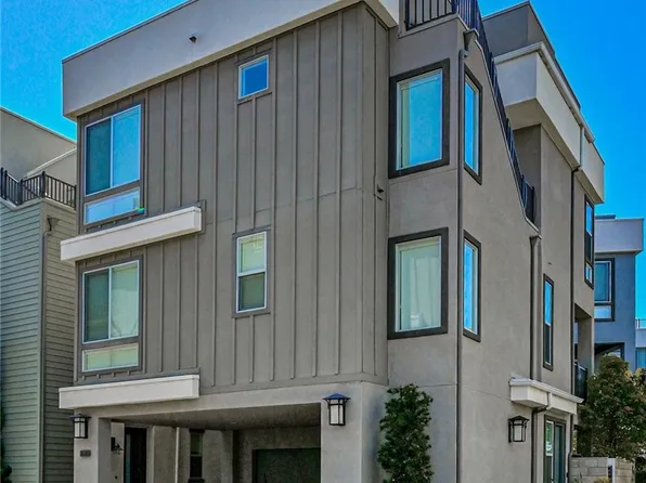 1643 Bridgewater Way, Costa Mesa, CA 92627