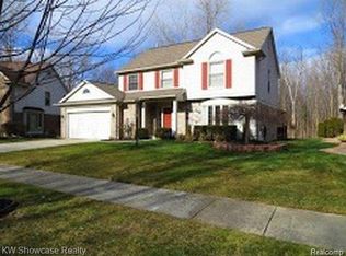 41936 Echo Forest Ct, Canton, MI 48188
