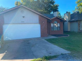 845 S Waco Ave, Springfield, MO 65802