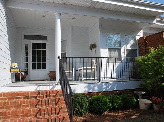 3rd image of 578 Lakeland Dr