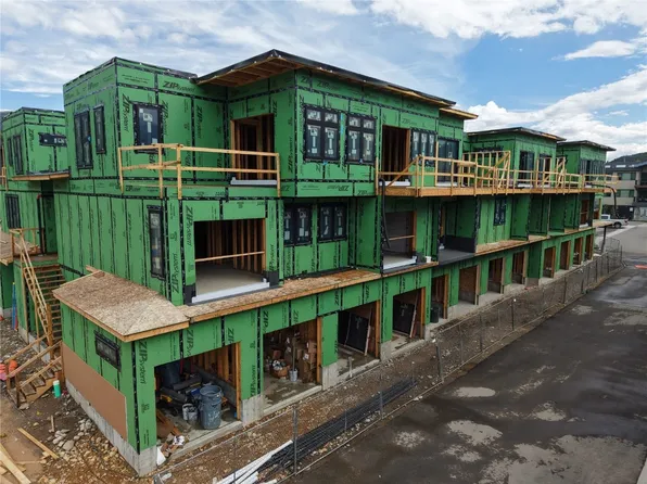 740 Blue River Parkway UNIT E8, Silverthorne, CO 80498