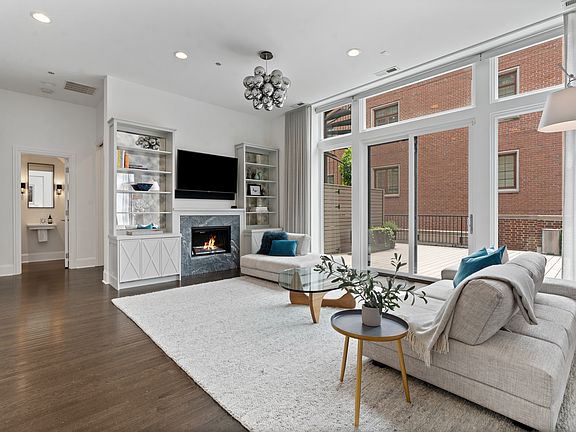 5th image of 3030 N Lake Shore Dr #202