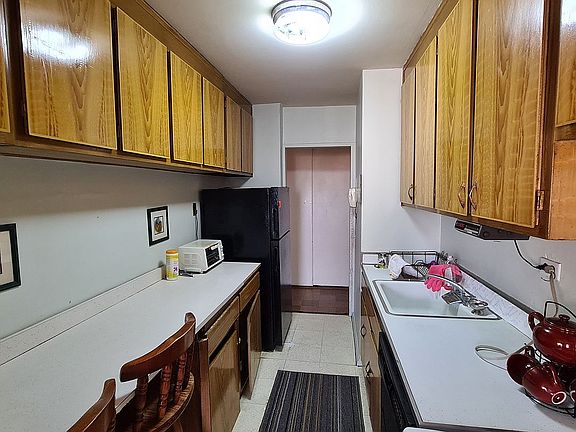 5th image of 458 Neptune Ave APT 15R