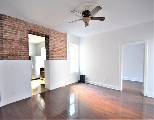 Rented by CITY SKYLINE REALTY INC | media 4