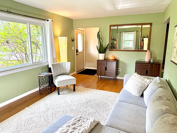 3rd image of 1016 6th St NW